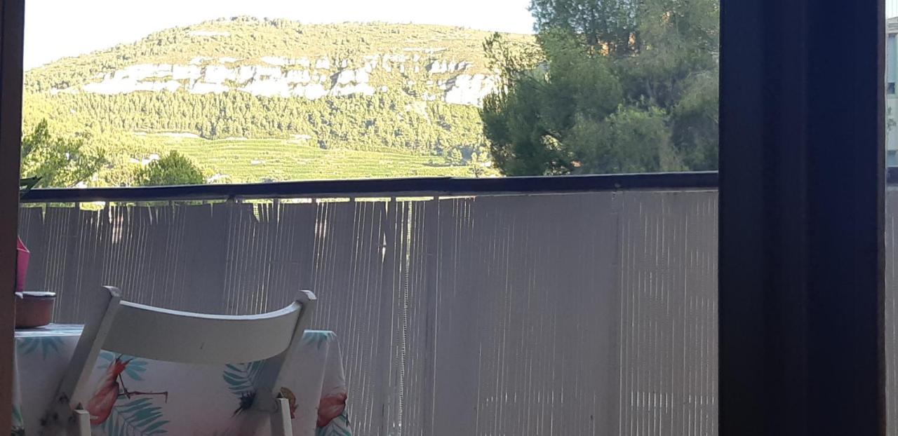 Au Calme, 200M Du Centre T2 Avec Balcon Et Parking Διαμέρισμα Κασί Εξωτερικό φωτογραφία
